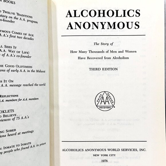 Alcoholics Anonymous Third Edition Book Hardcover (1976) - Picture 3 of 7